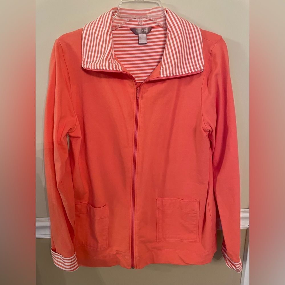 White Stag Women’s zip up top Size M - Picture 1 of 3